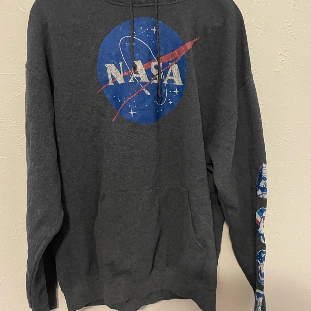 NASA Hoodie Men’s Large Gray Pullover Sweatshirt Space Shuttle Sleeve Graphics